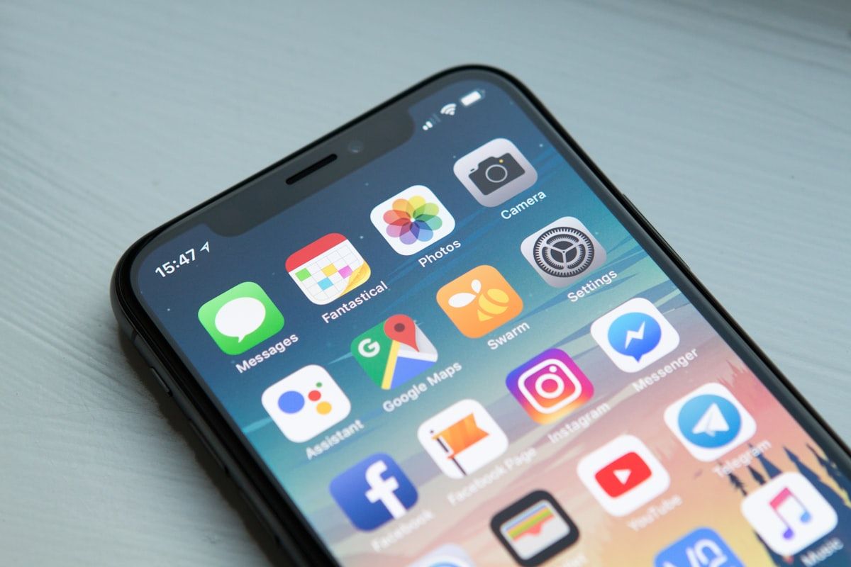 Mobile app development on smartphone